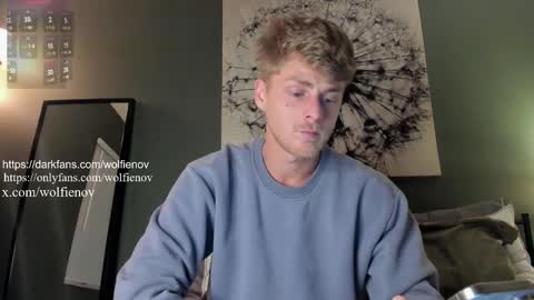 Snapshot of wolfiell chatting on March 7, 2025, 2:46 am Wolfienov online show from March 7, 2025, 2:46 am