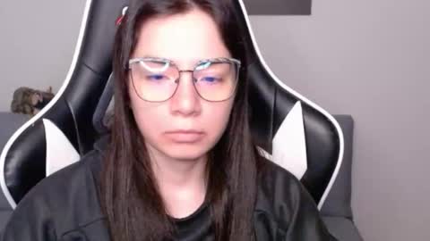 Alex online show from May 8, 2026, 4:07 am