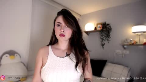 Snapshot of wolfsfoster chatting on February 19, 2025, 5:38 am online show from February 19, 2025, 5:38 am
