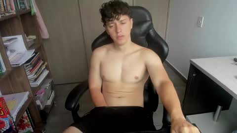 Snapshot of wolker_allan chatting on January 15, 2026, 2:10 pm wolker_allan online show from January 15, 2026, 2:10 pm