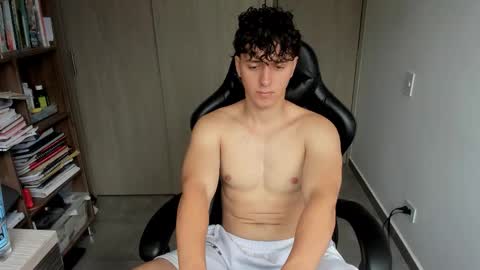 Snapshot of wolker_allan chatting on February 24, 2026, 2:26 pm wolker_allan online show from February 24, 2026, 2:26 pm