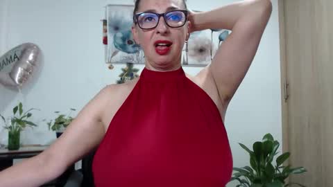 Womanhornyx online show from December 2, 2025, 9:54 pm