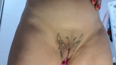 Snapshot of wondergirl_68 chatting on January 18, 2026, 9:02 am Wondergirl online show from January 18, 2026, 9:02 am