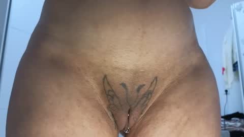 Snapshot of wondergirl_68 chatting on February 18, 2026, 8:32 am Wondergirl online show from February 18, 2026, 8:32 am