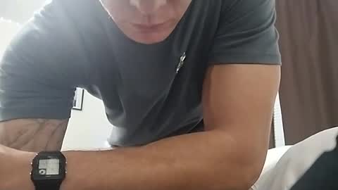 LongNThrobbn online show from August 9, 2026, 3:19 am
