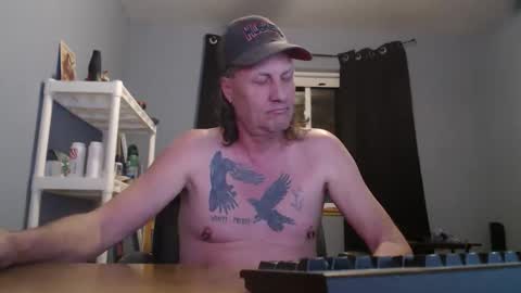 Snapshot of woody1nut chatting on February 18, 2026, 3:24 am Woody online show from February 18, 2026, 3:24 am