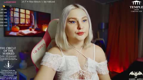 Goddess Sophy online show from November 9, 2025, 3:21 pm