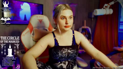 Snapshot of wounded_goddess chatting on February 24, 2026, 5:05 am Goddess Sophy online show from February 24, 2026, 5:05 am