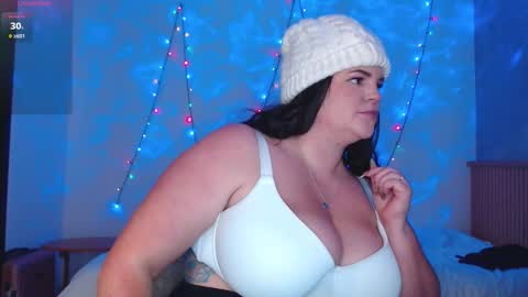 Kaitlyn xx online show from October 10, 2025, 11:53 am