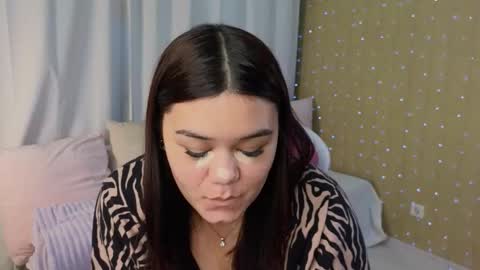 Snapshot of wow_monika chatting on September 19, 2025, 7:21 am Monica online show from September 19, 2025, 7:21 am