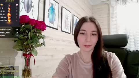 Snapshot of wow_porno_ chatting on March 12, 2025, 11:53 am Anna online show from March 12, 2025, 11:53 am