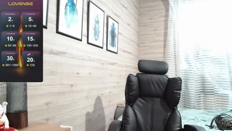 Snapshot of wow_porno_ chatting on September 26, 2025, 7:01 am Anna online show from September 26, 2025, 7:01 am