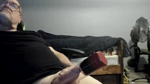 wowsers2022 online show from December 15, 2025, 8:07 am