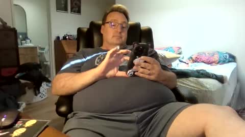 Snapshot of wrensworldx chatting on May 25, 2026, 12:16 am Wren VX online show from May 25, 2026, 12:16 am