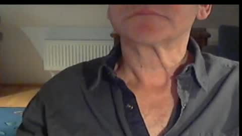 Snapshot of wuki123 chatting on October 16, 2025, 10:00 pm Wuki online show from October 16, 2025, 10:00 pm