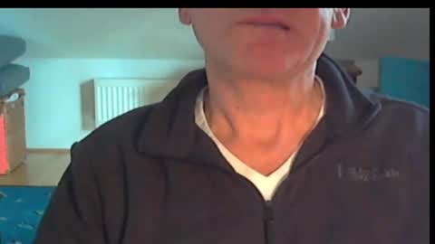 Snapshot of wuki123 chatting on October 23, 2025, 2:05 pm Wuki online show from October 23, 2025, 2:05 pm