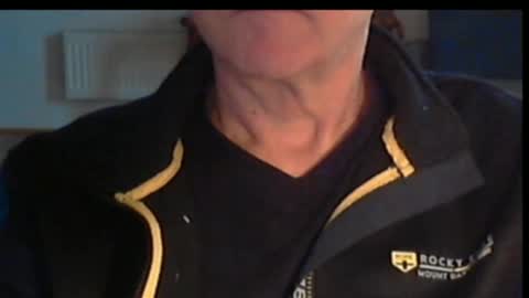 Snapshot of wuki123 chatting on December 15, 2025, 2:10 pm Wuki online show from December 15, 2025, 2:10 pm