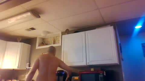 Snapshot of wundrsword33 chatting on January 17, 2025, 1:57 am BONER DONOR online show from January 17, 2025, 1:57 am