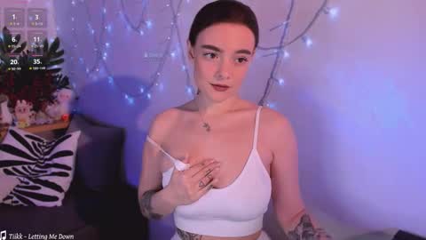 Snapshot of wxiuixw chatting on February 5, 2026, 2:33 pm Sonya online show from February 5, 2026, 2:33 pm