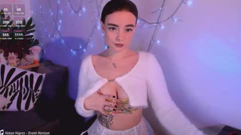 Snapshot of wxiuixw chatting on February 9, 2026, 3:27 pm Sonya online show from February 9, 2026, 3:27 pm