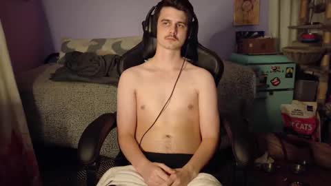 Wyatt online show from October 25, 2025, 7:05 am