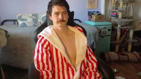 Wyatt online show from November 23, 2025, 7:24 pm