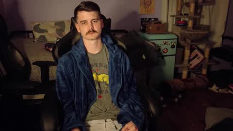 Wyatt online show from November 26, 2025, 2:01 am