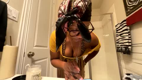 Snapshot of wynterheat chatting on September 20, 2025, 12:06 pm Wynter Heat online show from September 20, 2025, 12:06 pm