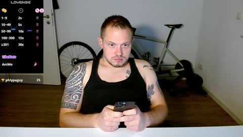 x19marco93x online show from December 5, 2025, 8:49 pm