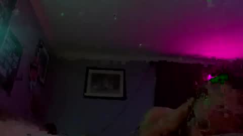 Whatyouwantbest online show from November 1, 2025, 12:07 pm