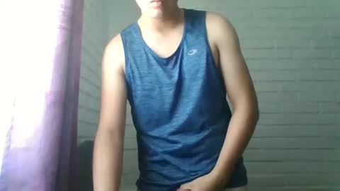 x_andrescam online show from March 10, 2025, 7:40 pm