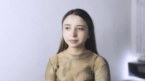 x_jules_ online show from December 17, 2025, 11:22 pm