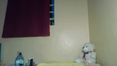 X melanine online show from December 4, 2025, 12:42 am