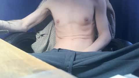 Snapshot of x_patri_x chatting on February 13, 2025, 11:50 am x_patri_x online show from February 13, 2025, 11:50 am