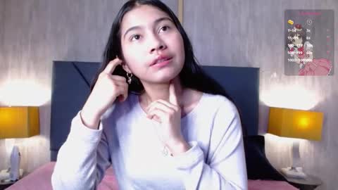 aurora  online show from November 21, 2025, 3:16 am