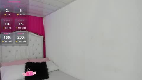 Snapshot of xaandergrey chatting on November 14, 2025, 7:12 pm xaanderGrey online show from November 14, 2025, 7:12 pm