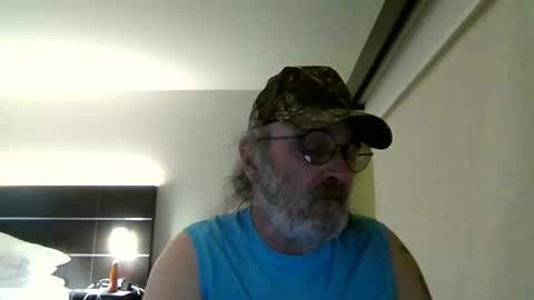 Snapshot of xaeubanks chatting on May 5, 2026, 1:13 am xaeubanks online show from May 5, 2026, 1:13 am