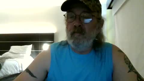 Snapshot of xaeubanks chatting on May 6, 2026, 12:30 am xaeubanks online show from May 6, 2026, 12:30 am