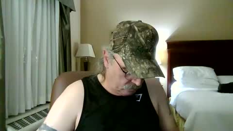 Snapshot of xaeubanks chatting on June 1, 2026, 1:51 am xaeubanks online show from June 1, 2026, 1:51 am