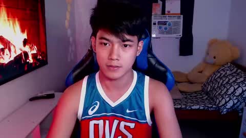 Prince Aldrian  online show from December 7, 2024, 5:48 am