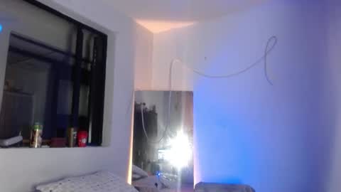 xalejo_max online show from November 12, 2025, 12:16 pm