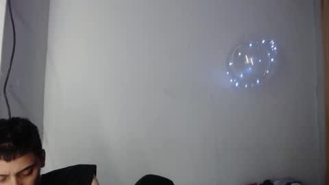 xalejo_max online show from November 26, 2025, 11:28 pm