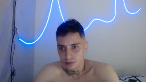 xalejo_max online show from November 30, 2025, 3:43 am