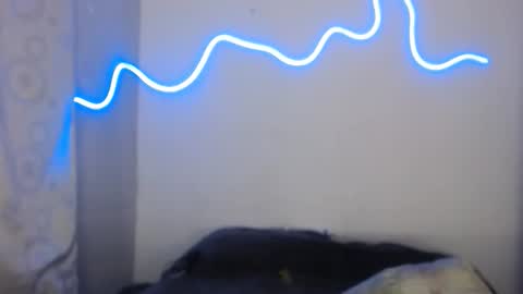 xalejo_max online show from February 16, 2026, 7:32 pm