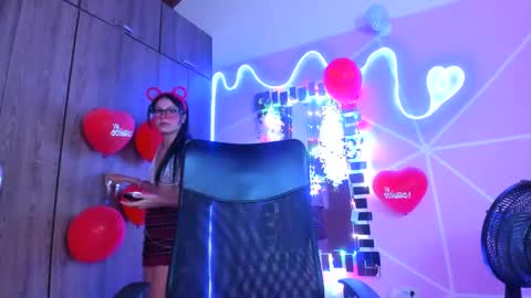 XALLYSONX online show from February 17, 2025, 5:32 pm