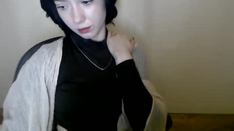 Snapshot of xan_ex chatting on March 2, 2026, 7:48 am xan_ex online show from March 2, 2026, 7:48 am