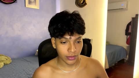 Snapshot of xander_bonnet1 chatting on October 9, 2025, 12:25 pm Xander bonnet online show from October 9, 2025, 12:25 pm