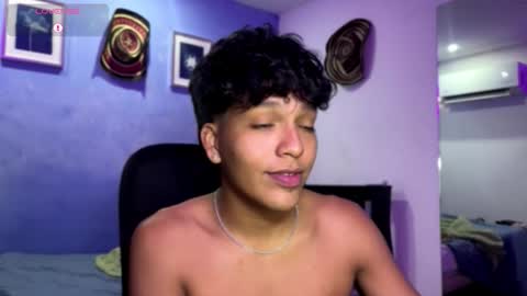 Snapshot of xander_bonnet1 chatting on December 5, 2025, 2:36 pm Xander bonnet online show from December 5, 2025, 2:36 pm