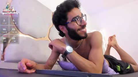 Snapshot of xander_tay chatting on December 5, 2024, 7:38 pm ISSANDER online show from December 5, 2024, 7:38 pm