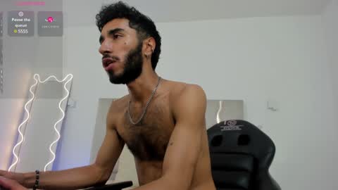 Snapshot of xander_tay chatting on January 3, 2025, 1:48 am ISSANDER online show from January 3, 2025, 1:48 am